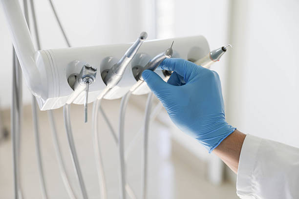 Professional Emergency Dentist technician working in Hyde Park, PA